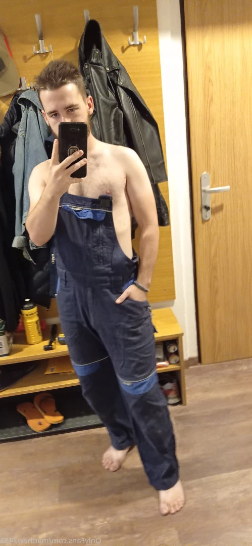 Matthew [ matthew2432 ] Onlyfans leaked photo 7307689 on Hotleaks.tv
