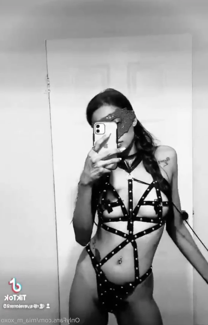 ❤️‍🔥✨Mɪᴀ_ᴍᴀʟᴏɴᴇ ✨🔞 [ mia_m_xoxo ] Onlyfans leaked photo 7267401 on Hotleaks.tv