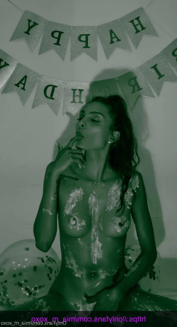 ❤️‍🔥✨Mɪᴀ_ᴍᴀʟᴏɴᴇ ✨🔞 [ mia_m_xoxo ] Onlyfans leaked photo 7267813 on Hotleaks.tv