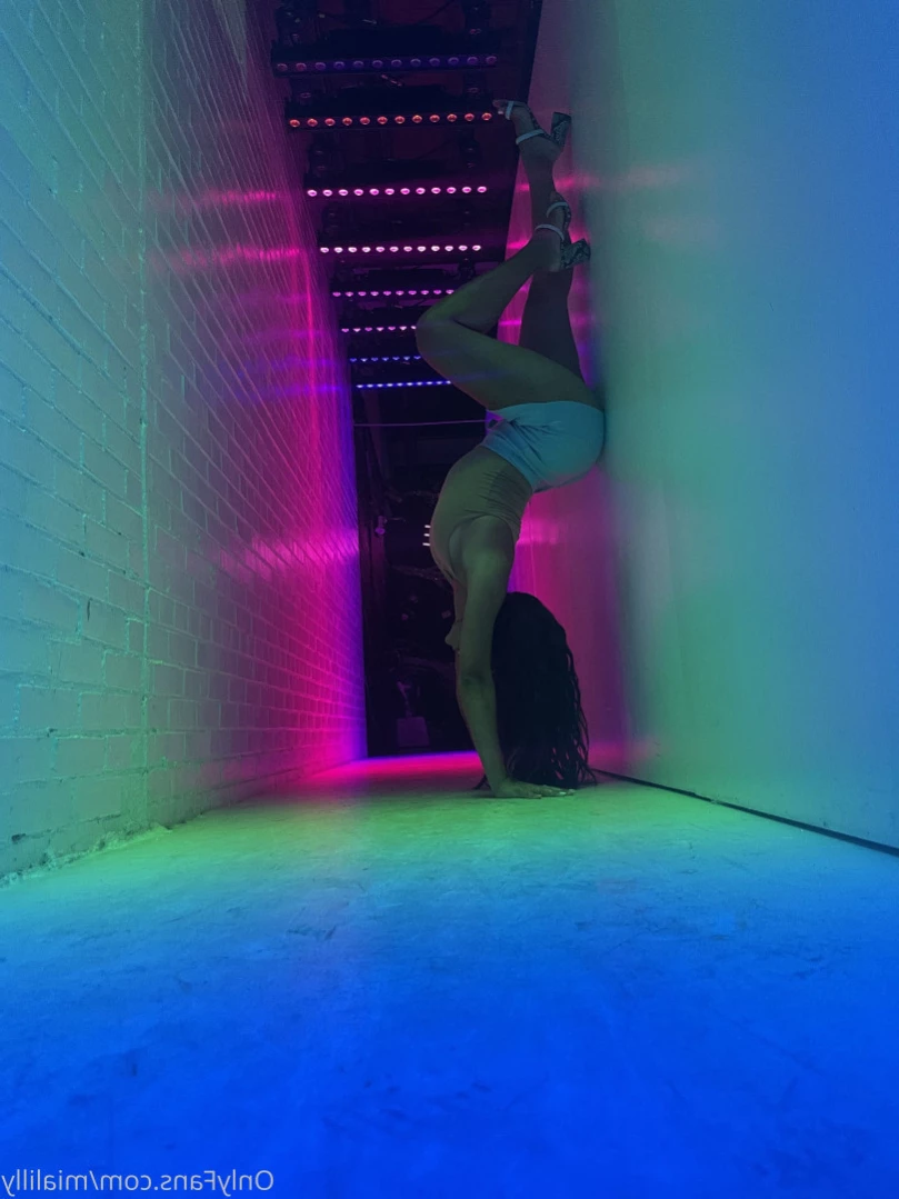 Mia 💋 [ mialilly ] Onlyfans leaked photo 14818245 on Hotleaks.tv