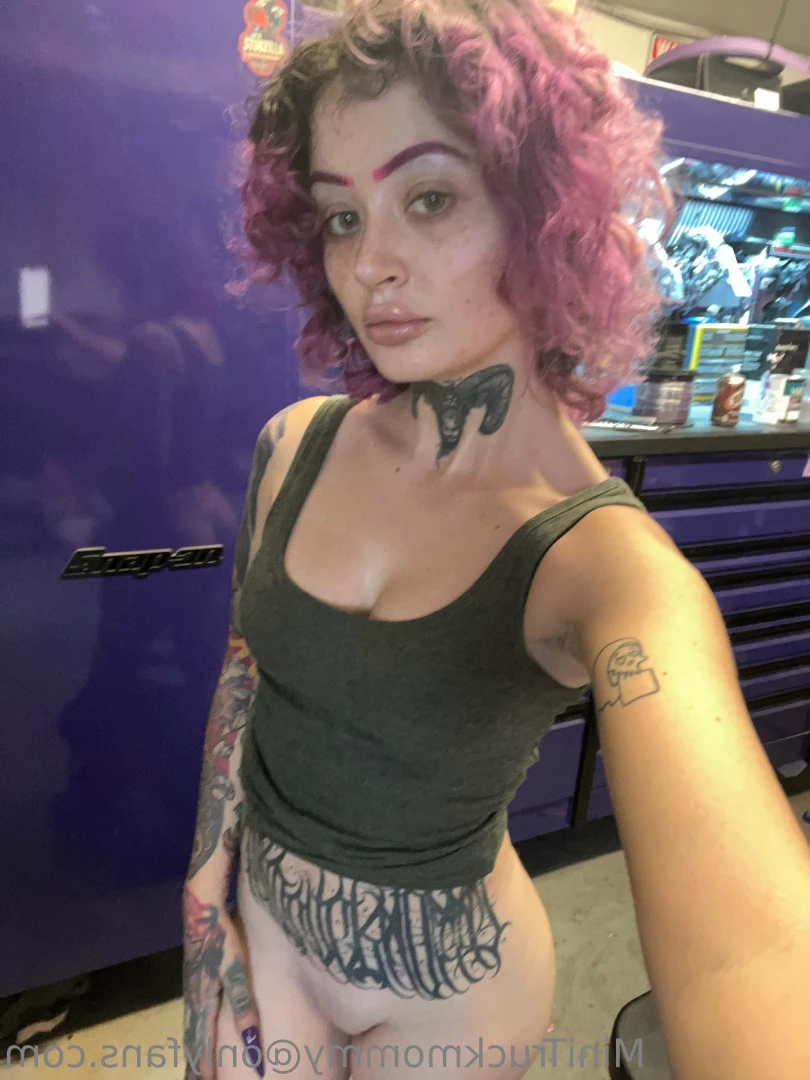 Naughty Lil Mechanic 💦 [ minitruckmommy ] Onlyfans leaked photo 7262974 on Hotleaks.tv