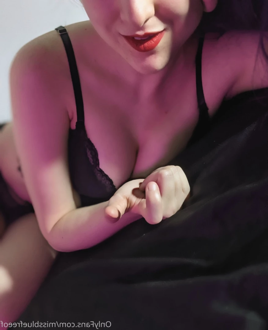 Blue 💙 [ missbluefreeof ] Onlyfans leaked photo 11059321 on Hotleaks.tv
