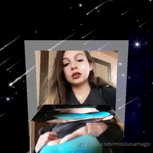 @MissLunaMagic [ misslunamagic ] Onlyfans leaked video 7173355 on Hotleaks.tv