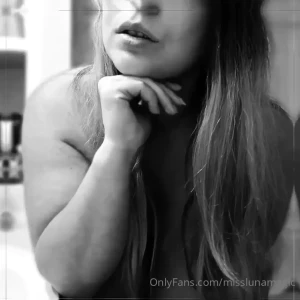 @MissLunaMagic [ misslunamagic ] Onlyfans leaked video 7173660 on Hotleaks.tv