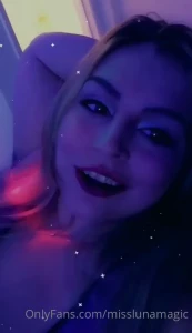 @MissLunaMagic [ misslunamagic ] Onlyfans leaked video 7173689 on Hotleaks.tv