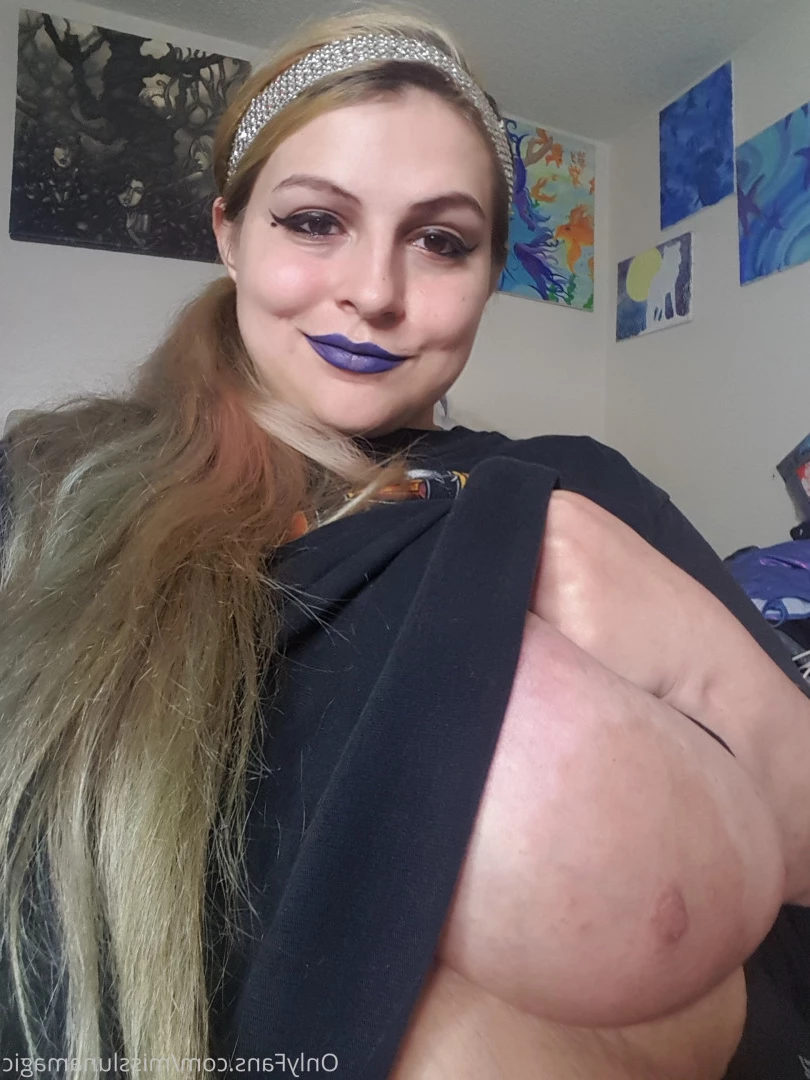 @MissLunaMagic [ misslunamagic ] Onlyfans leaked photo 7265290 on Hotleaks.tv
