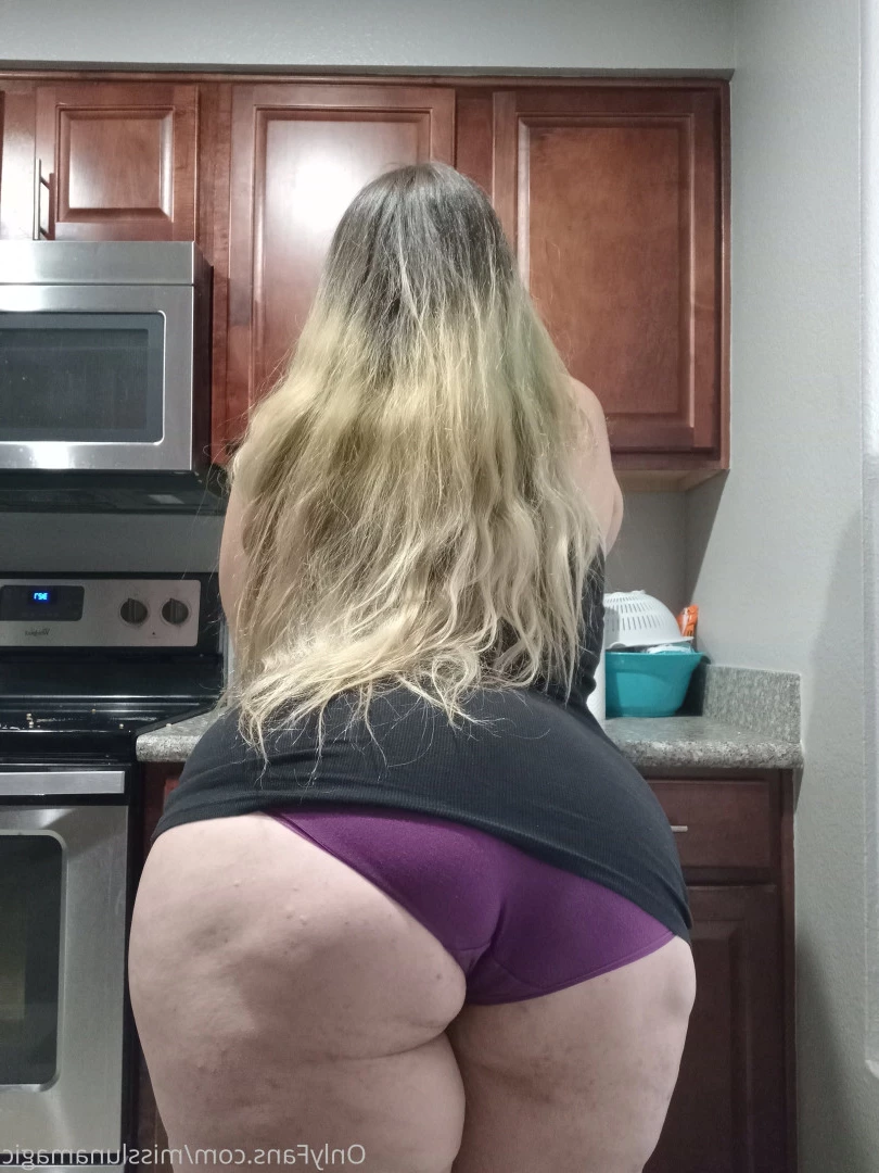 @MissLunaMagic [ misslunamagic ] Onlyfans leaked photo 7265305 on Hotleaks.tv