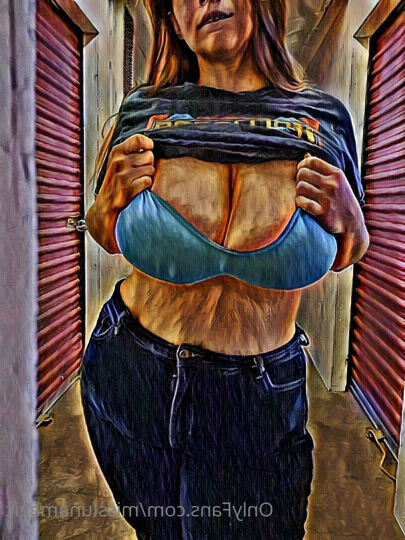 @MissLunaMagic [ misslunamagic ] Onlyfans leaked photo 7265461 on Hotleaks.tv