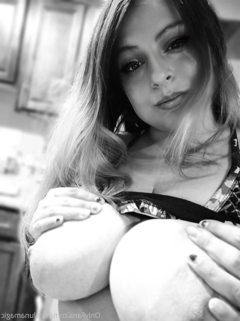 @MissLunaMagic [ misslunamagic ] Onlyfans leaked photo 7266439 on Hotleaks.tv
