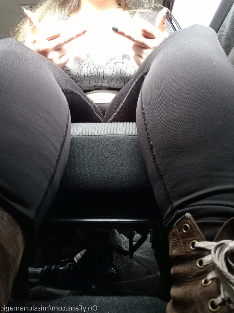 @MissLunaMagic [ misslunamagic ] Onlyfans leaked photo 7269284 on Hotleaks.tv