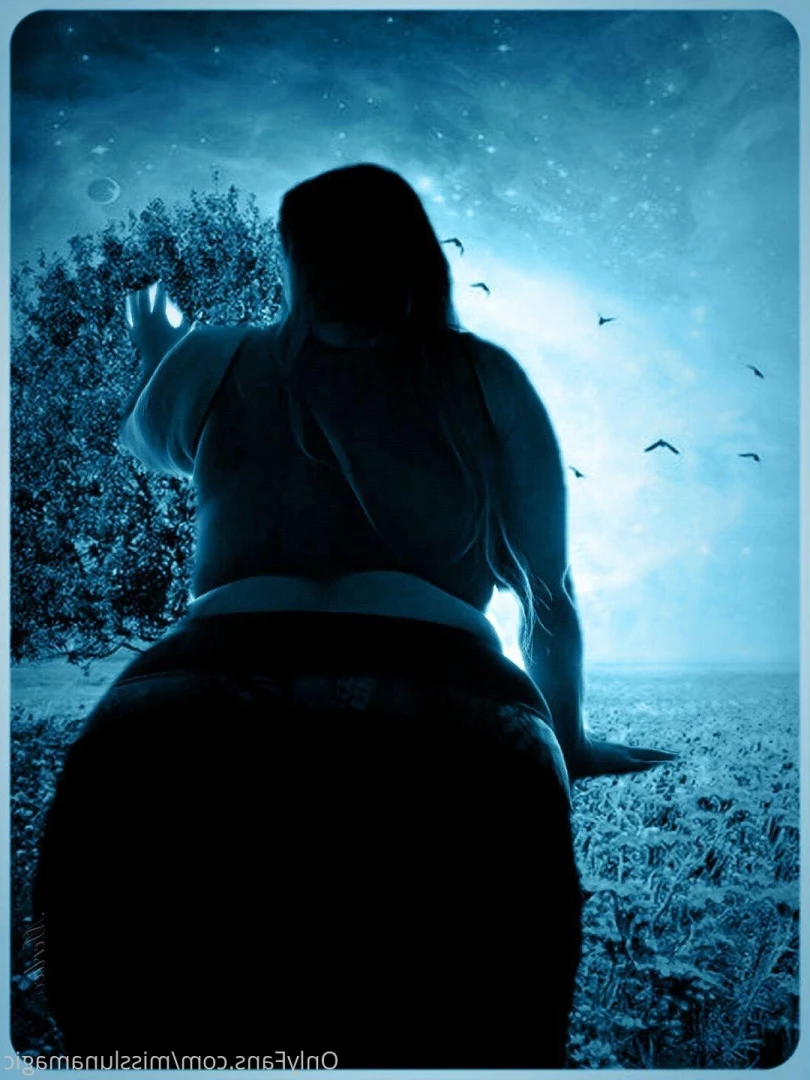 @MissLunaMagic [ misslunamagic ] Onlyfans leaked photo 7272560 on Hotleaks.tv
