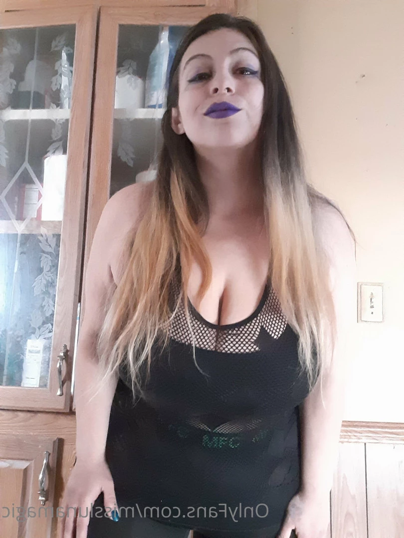 @MissLunaMagic [ misslunamagic ] Onlyfans leaked photo 7275591 on Hotleaks.tv