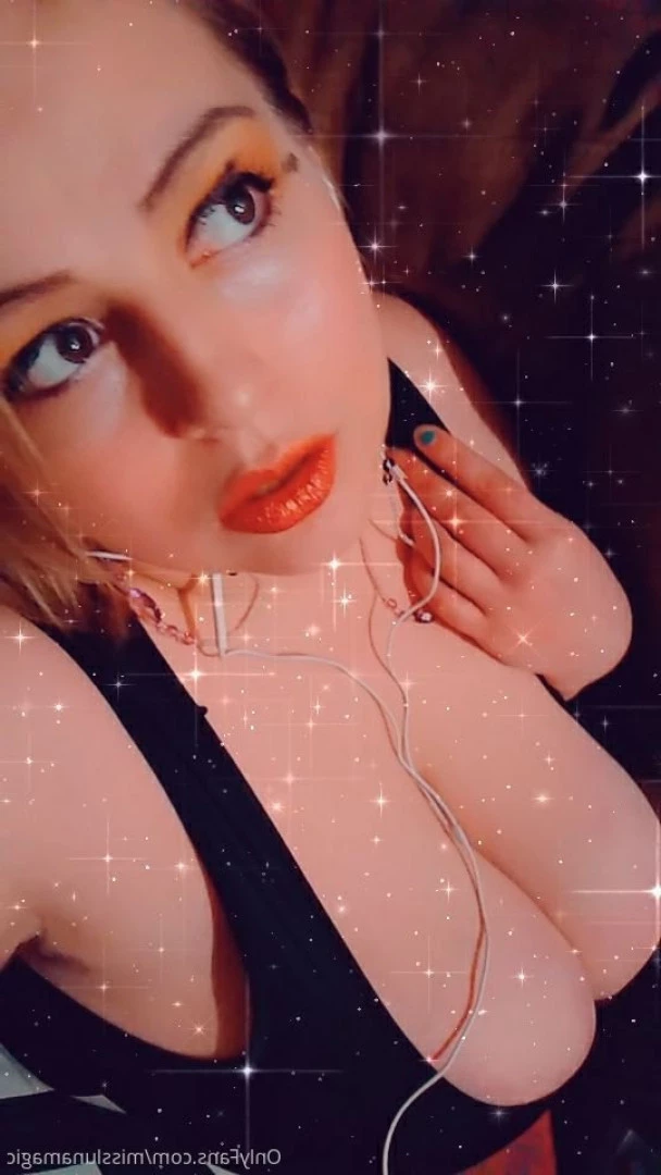 @MissLunaMagic [ misslunamagic ] Onlyfans leaked photo 7279365 on Hotleaks.tv