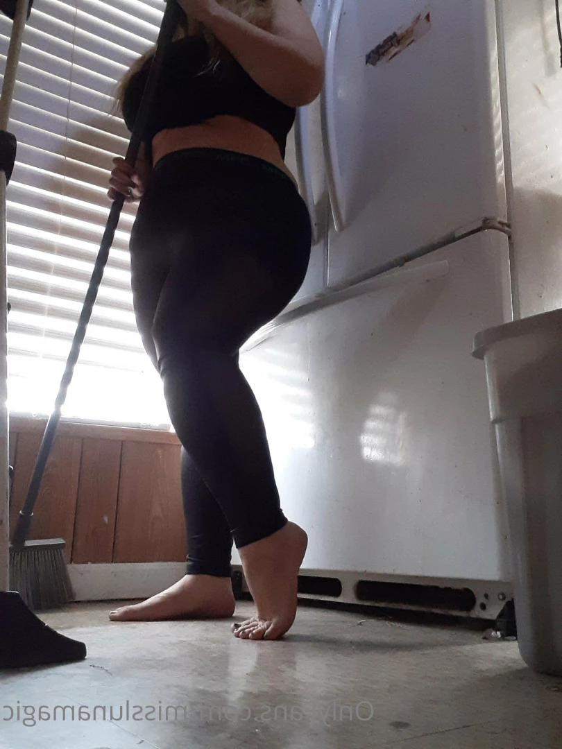 @MissLunaMagic [ misslunamagic ] Onlyfans leaked photo 7279660 on Hotleaks.tv