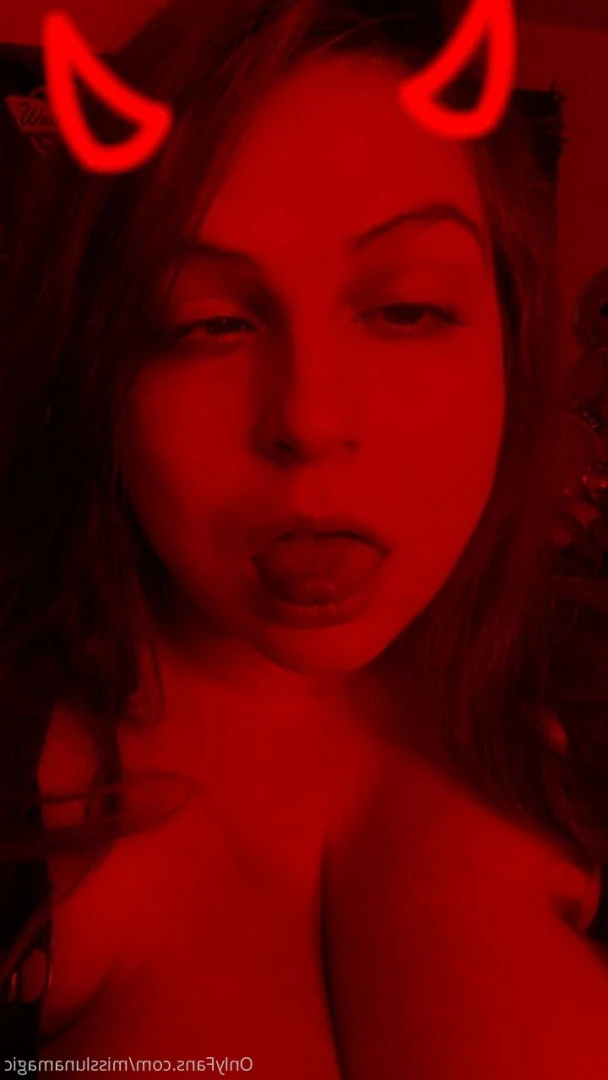 @MissLunaMagic [ misslunamagic ] Onlyfans leaked photo 7279680 on Hotleaks.tv
