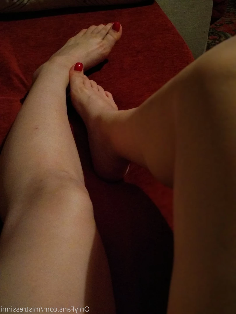 Mistress Inni`s Foot Place [ mistressinni ] Onlyfans leaked photo 7257407 on Hotleaks.tv