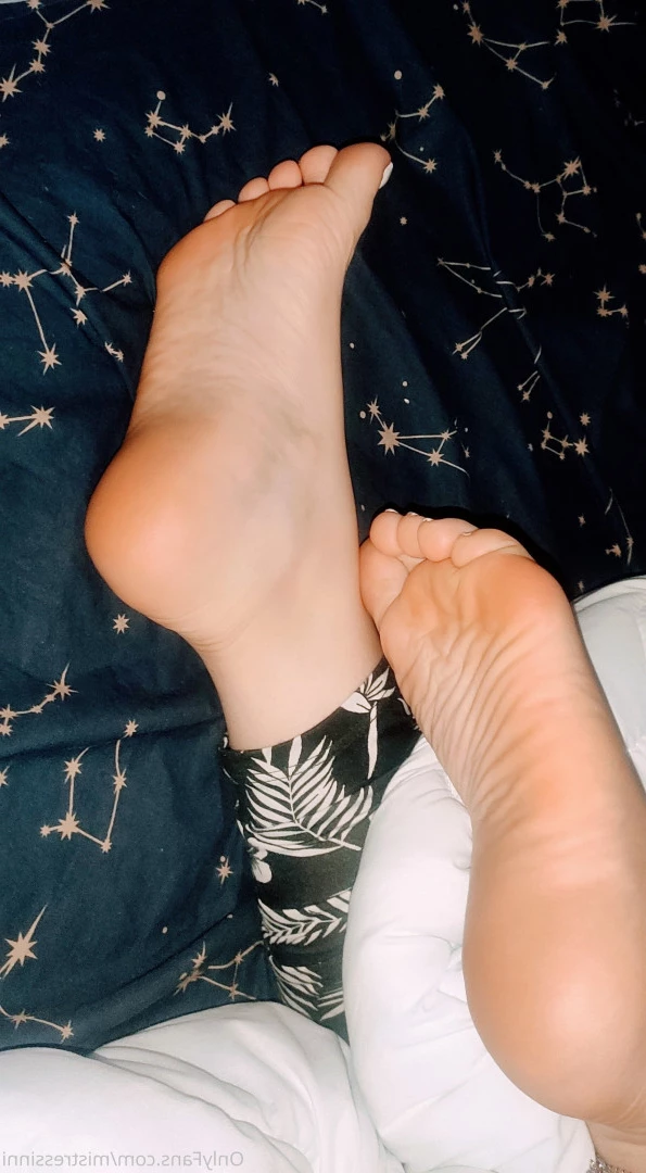 Mistress Inni`s Foot Place [ mistressinni ] Onlyfans leaked photo 7257542 on Hotleaks.tv