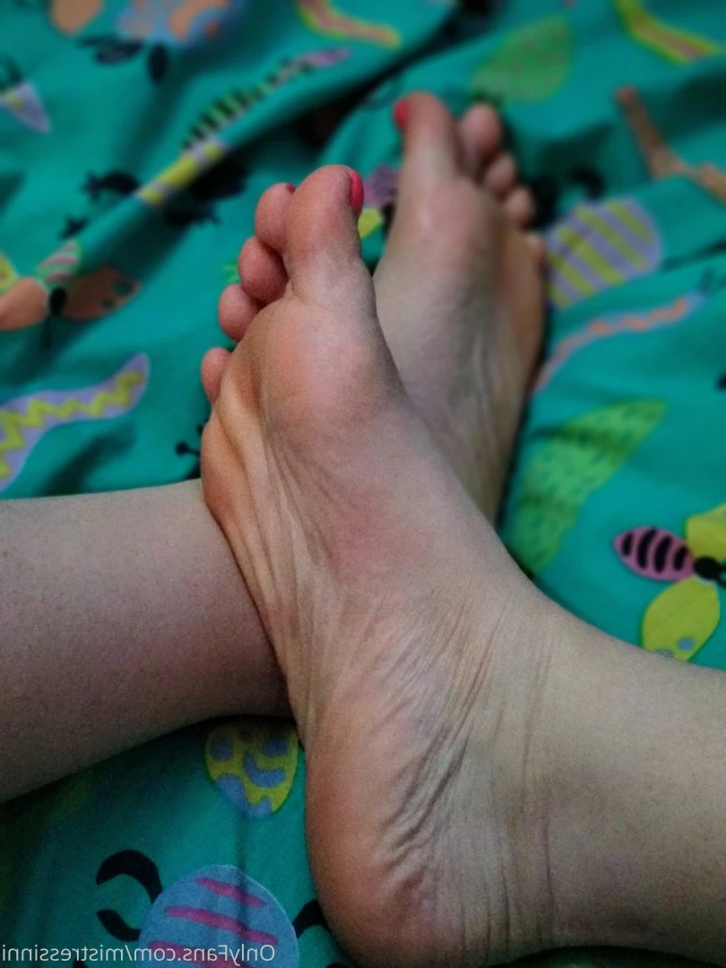 Mistress Inni`s Foot Place [ mistressinni ] Onlyfans leaked photo 7257807 on Hotleaks.tv
