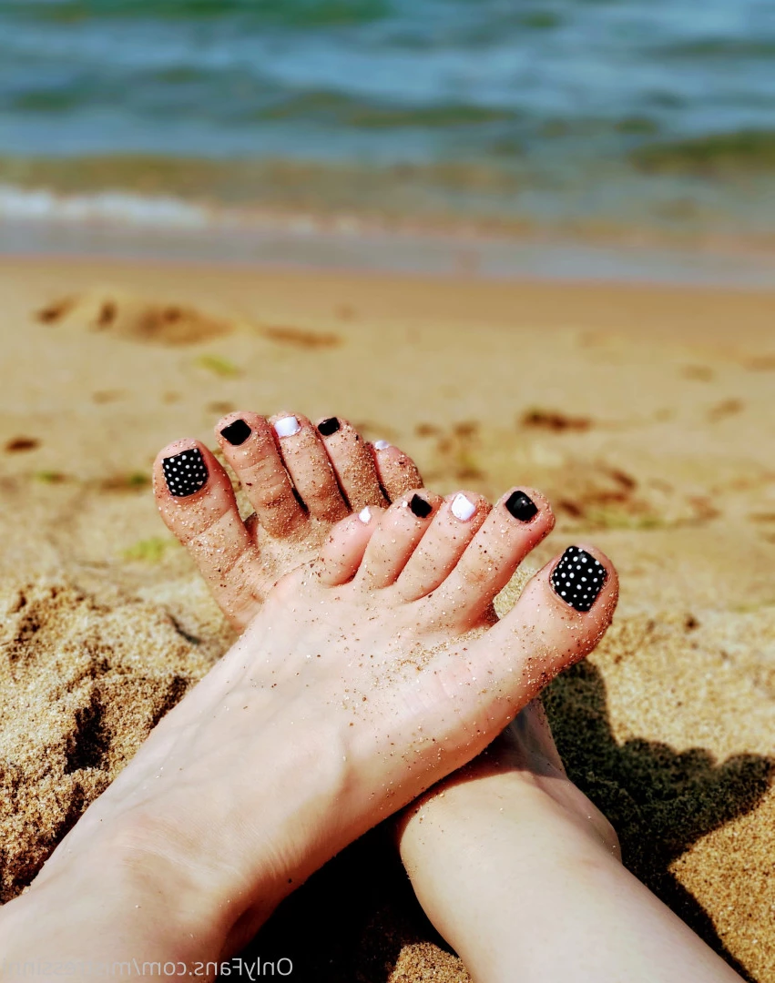 Mistress Inni`s Foot Place [ mistressinni ] Onlyfans leaked photo 7258011 on Hotleaks.tv