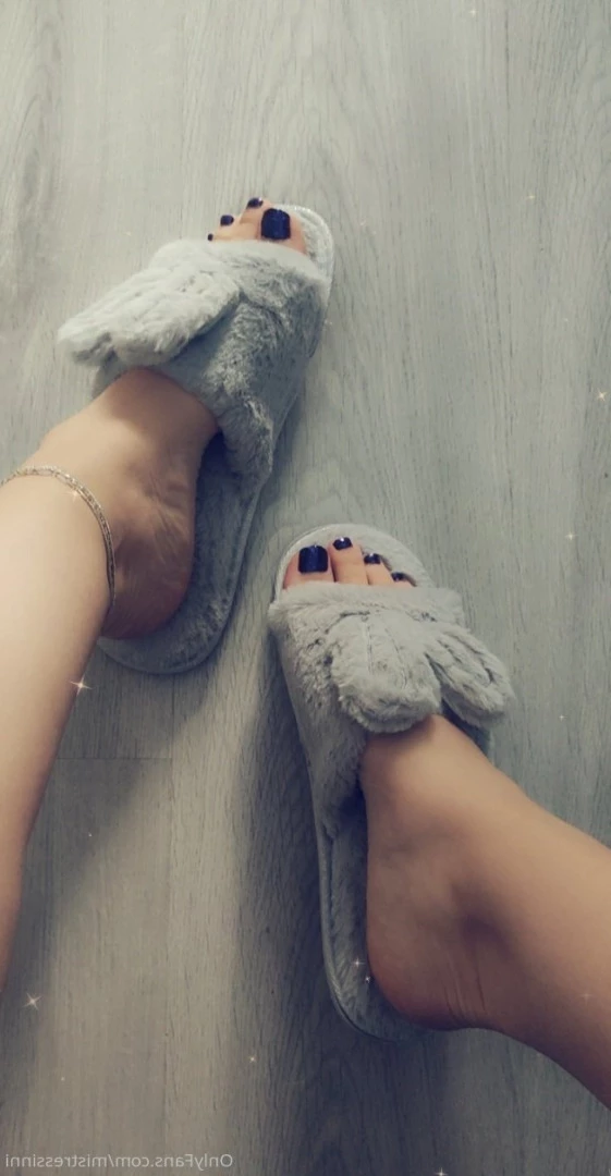 Mistress Inni`s Foot Place [ mistressinni ] Onlyfans leaked photo 7258592 on Hotleaks.tv