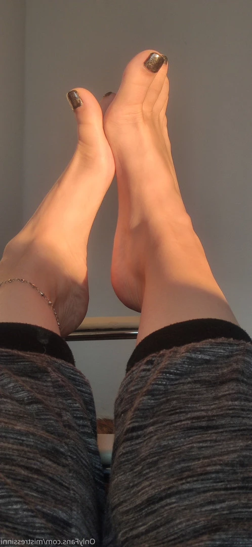 Mistress Inni`s Foot Place [ mistressinni ] Onlyfans leaked photo 7258809 on Hotleaks.tv
