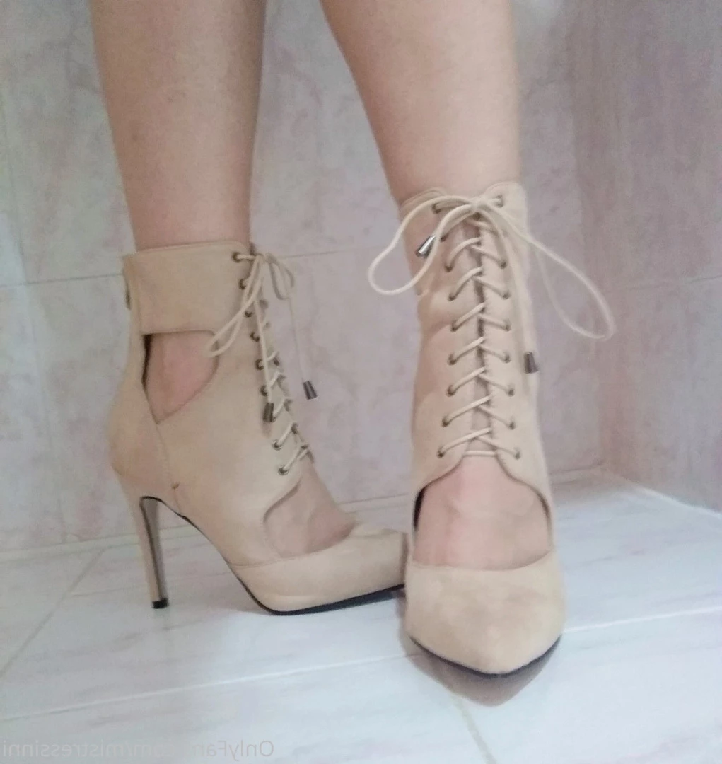 Mistress Inni`s Foot Place [ mistressinni ] Onlyfans leaked photo 7258931 on Hotleaks.tv