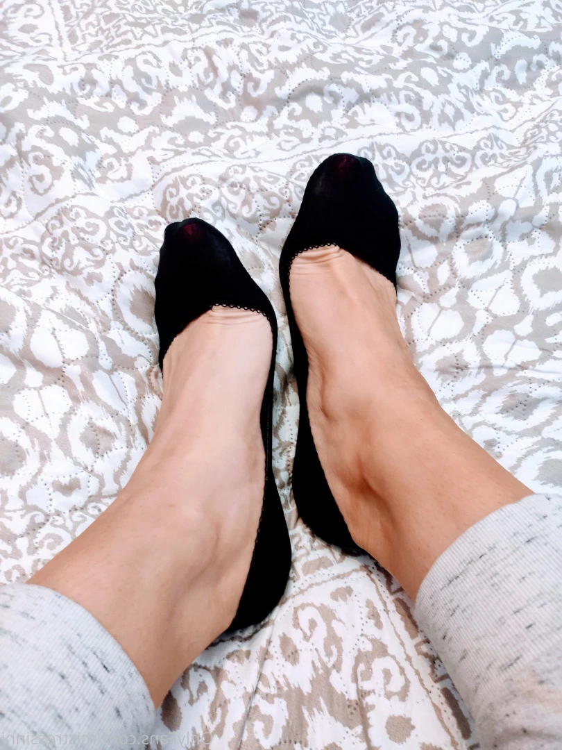 Mistress Inni`s Foot Place [ mistressinni ] Onlyfans leaked photo 7259082 on Hotleaks.tv
