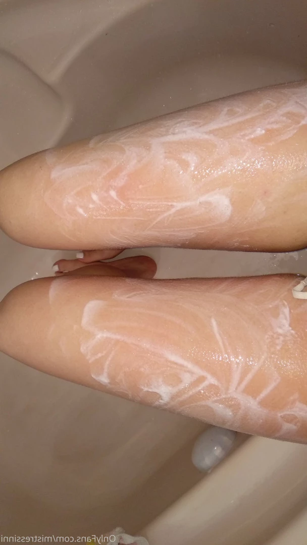 Mistress Inni`s Foot Place [ mistressinni ] Onlyfans leaked photo 7259280 on Hotleaks.tv