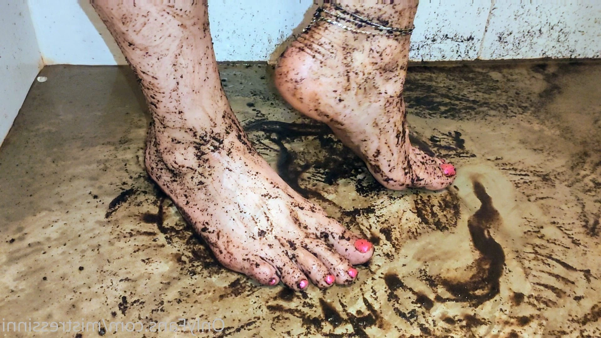 Mistress Inni`s Foot Place [ mistressinni ] Onlyfans leaked photo 7259304 on Hotleaks.tv