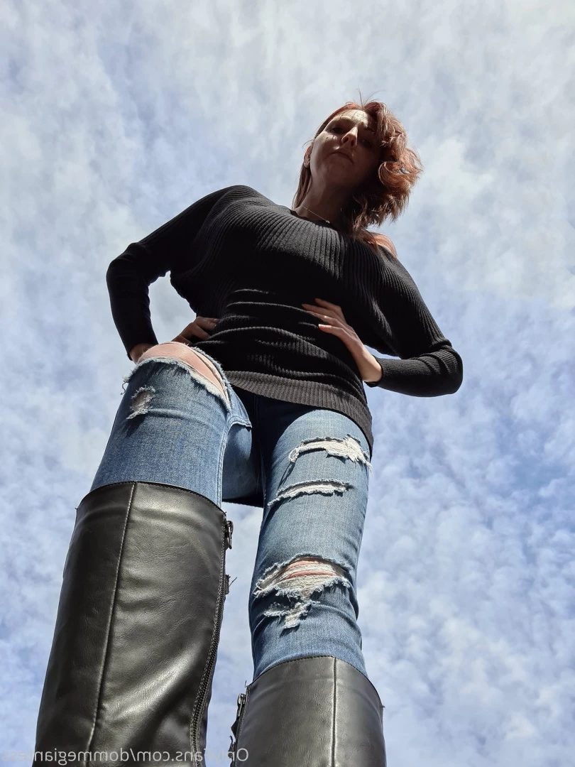 Goddess Athena [ divinedeity22 ] Onlyfans leaked photo 7049926 on Hotleaks.tv