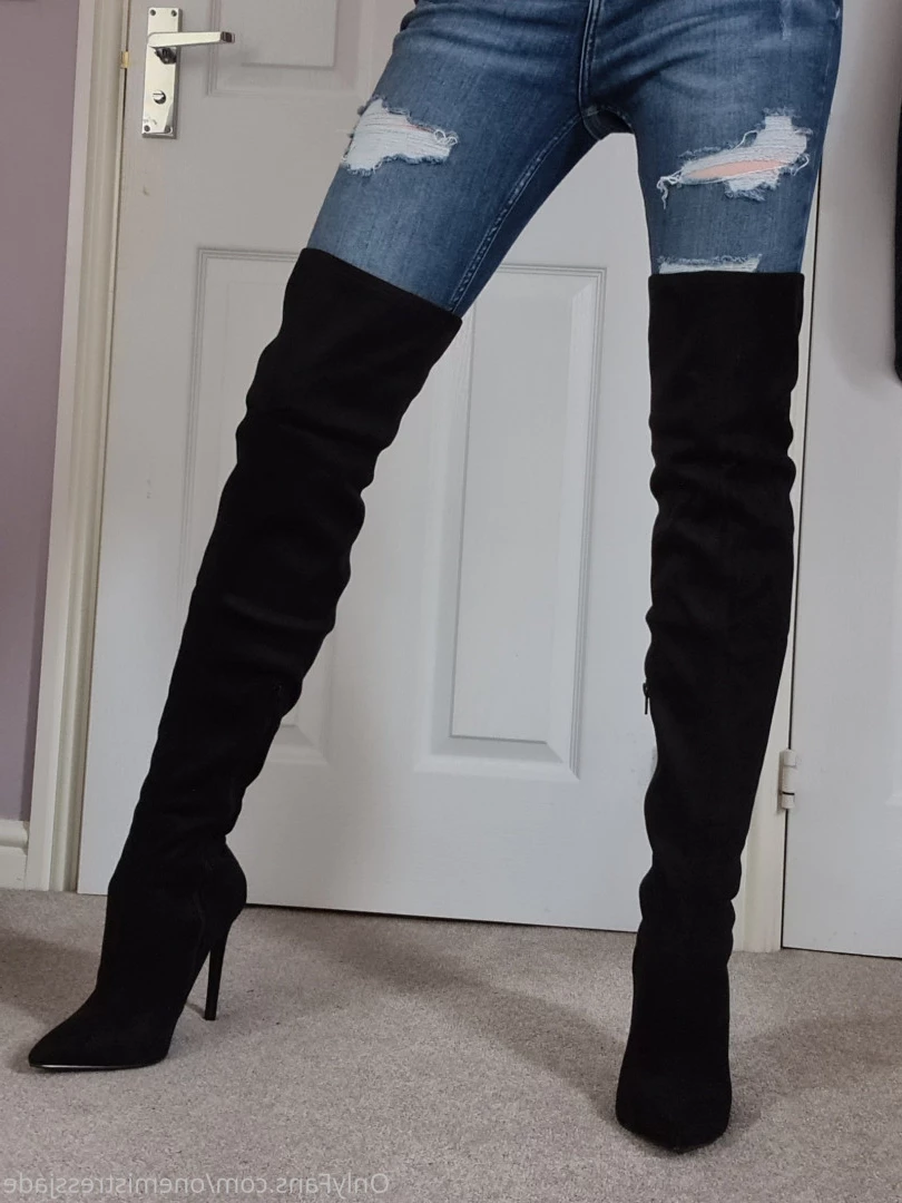 Goddess Athena [ divinedeity22 ] Onlyfans leaked photo 7050974 on Hotleaks.tv