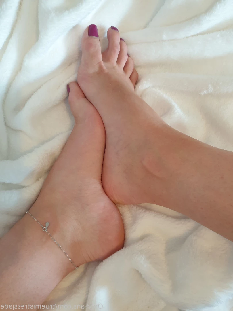 Goddess Athena [ divinedeity22 ] Onlyfans leaked photo 7052117 on Hotleaks.tv