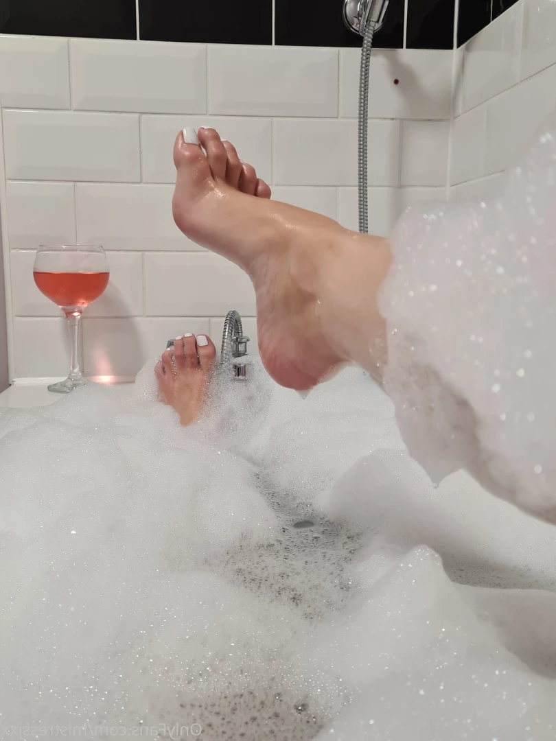 Goddess Athena [ divinedeity22 ] Onlyfans leaked photo 7052361 on Hotleaks.tv