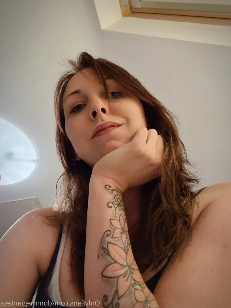Goddess Athena [ divinedeity22 ] Onlyfans leaked photo 7055130 on Hotleaks.tv