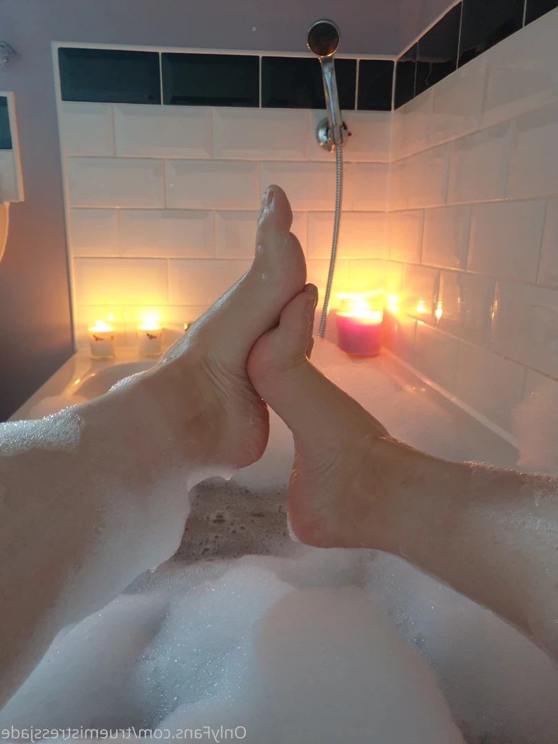 Goddess Athena [ divinedeity22 ] Onlyfans leaked photo 7055273 on Hotleaks.tv
