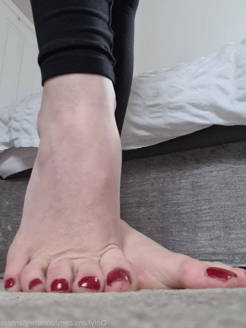 Goddess Athena [ divinedeity22 ] Onlyfans leaked photo 7055595 on Hotleaks.tv