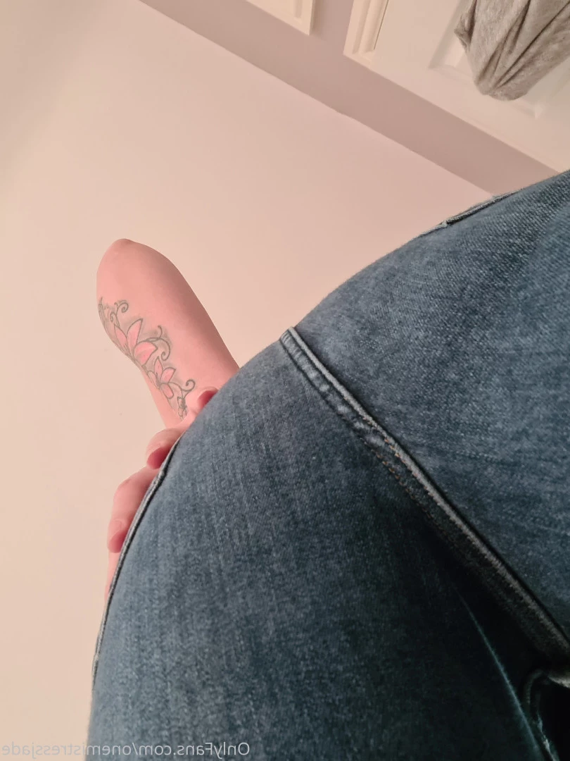 Goddess Athena [ divinedeity22 ] Onlyfans leaked photo 7056081 on Hotleaks.tv
