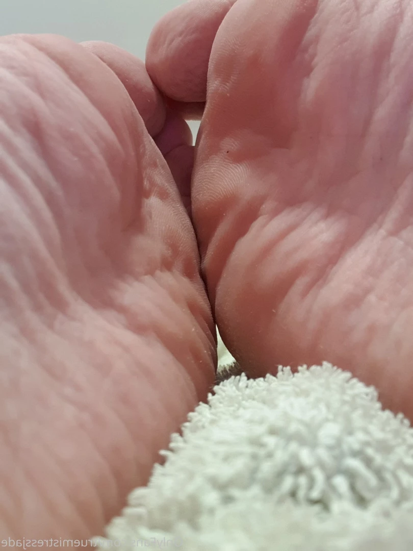 Goddess Athena [ divinedeity22 ] Onlyfans leaked photo 7059061 on Hotleaks.tv