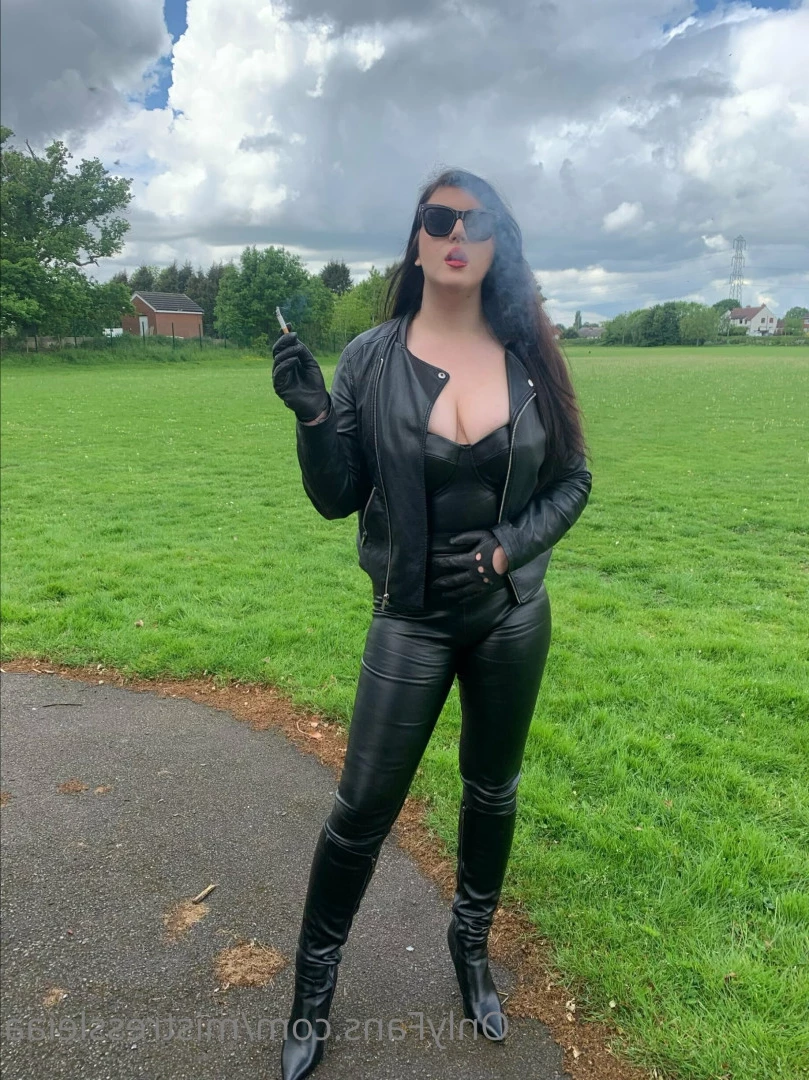Mistress Leia🔐 [ mistressleiaa ] Onlyfans leaked photo 7259938 on Hotleaks.tv