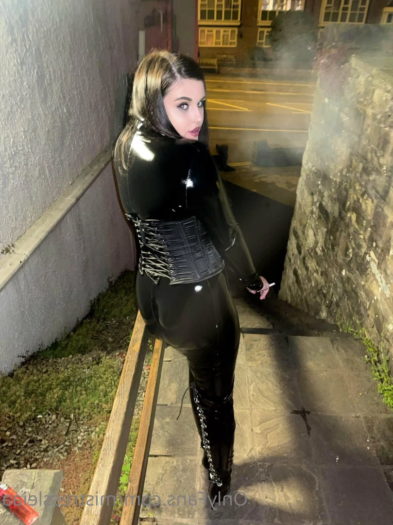 Mistress Leia🔐 [ mistressleiaa ] Onlyfans leaked photo 7260624 on Hotleaks.tv