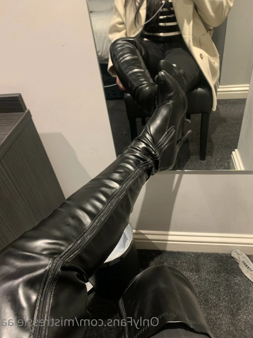 Mistress Leia🔐 [ mistressleiaa ] Onlyfans leaked photo 7260880 on Hotleaks.tv