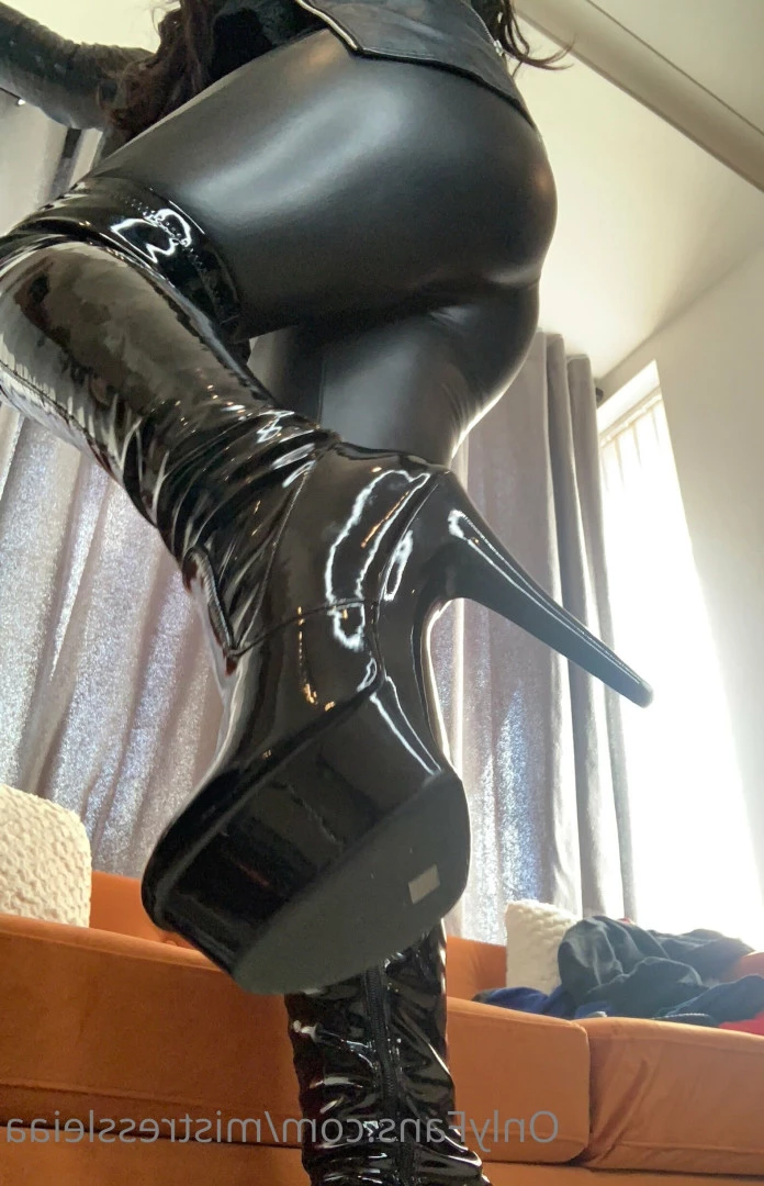 Mistress Leia🔐 [ mistressleiaa ] Onlyfans leaked photo 7261293 on Hotleaks.tv