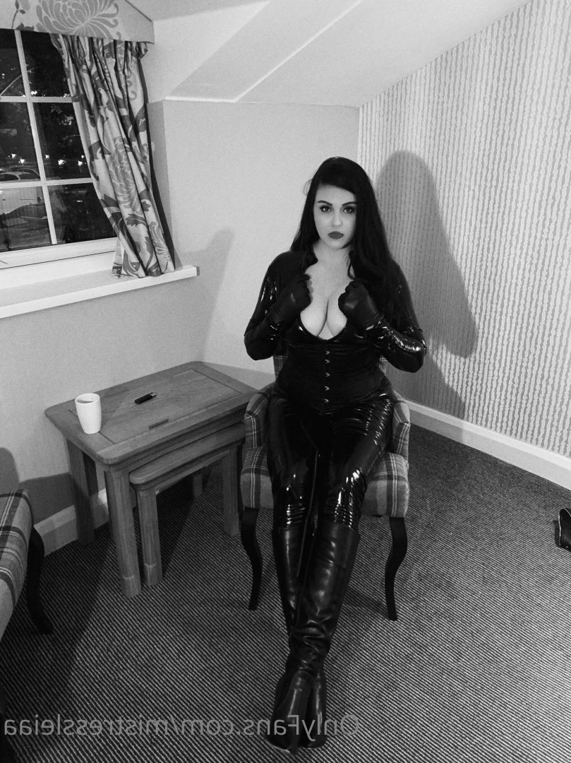 Mistress Leia🔐 [ mistressleiaa ] Onlyfans leaked photo 7261883 on Hotleaks.tv