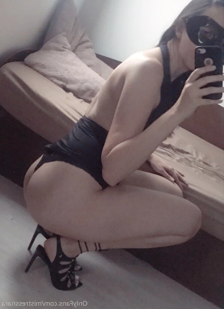 Nara Neveu 🌹 [ mistressnara ] Onlyfans leaked photo 6899844 on Hotleaks.tv