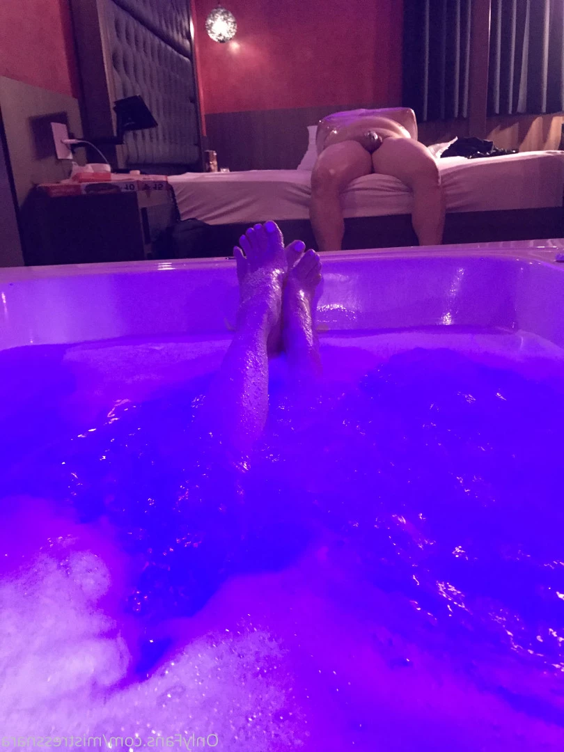 Nara Neveu 🌹 [ mistressnara ] Onlyfans leaked photo 6901131 on Hotleaks.tv