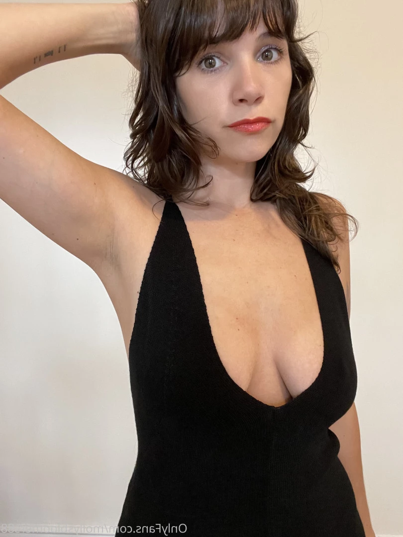 Molly Bloom [ mollysbloomers88 ] Onlyfans leaked photo 7485996 on Hotleaks.tv