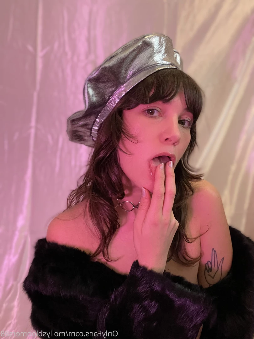 Molly Bloom [ mollysbloomers88 ] Onlyfans leaked photo 7487412 on Hotleaks.tv