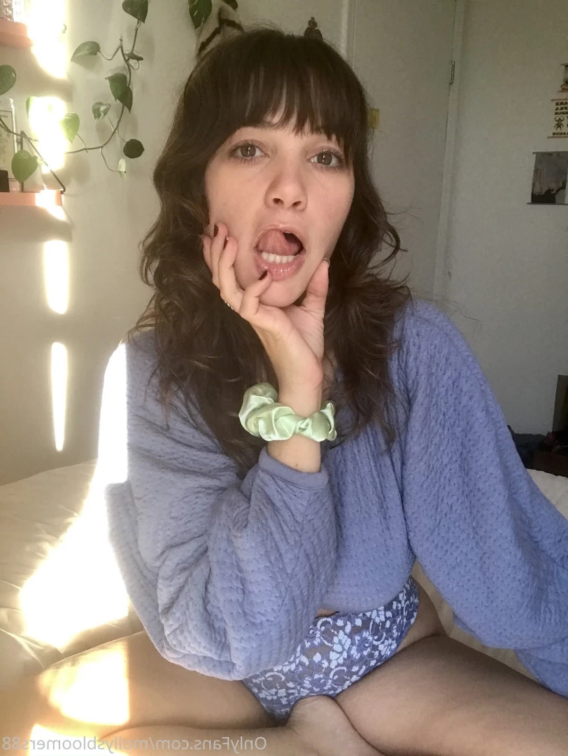 Molly Bloom [ mollysbloomers88 ] Onlyfans leaked photo 7489393 on Hotleaks.tv