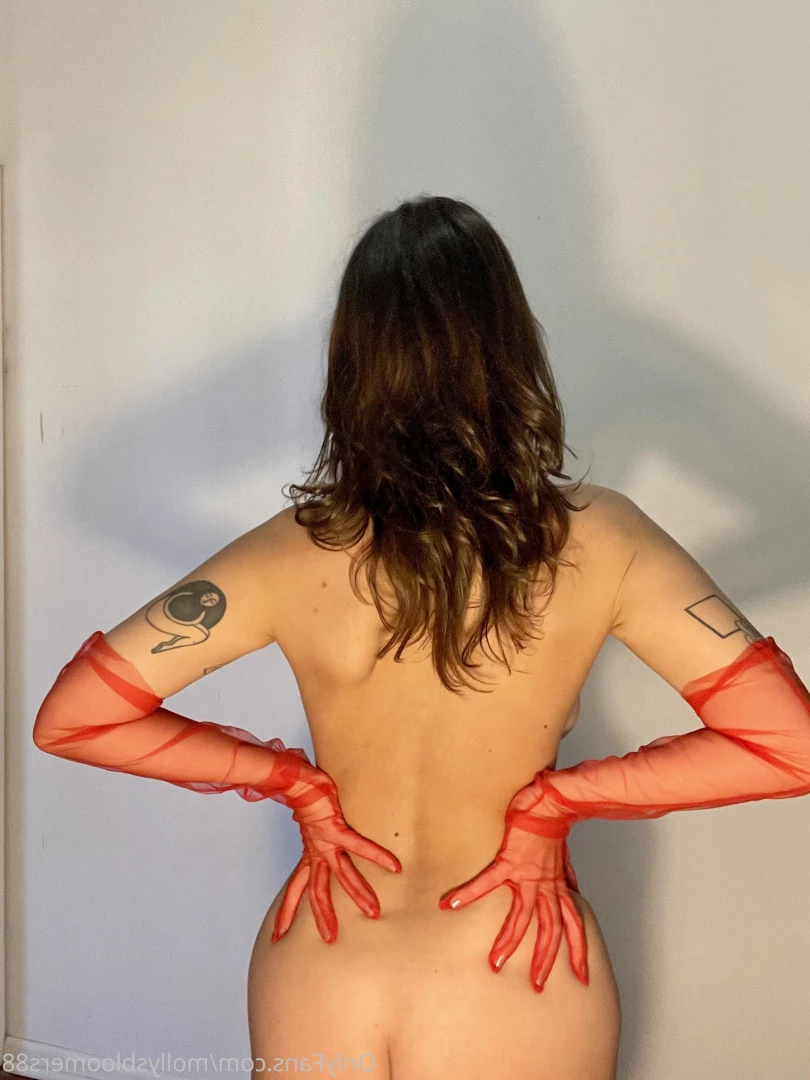 Molly Bloom [ mollysbloomers88 ] Onlyfans leaked photo 7491688 on Hotleaks.tv