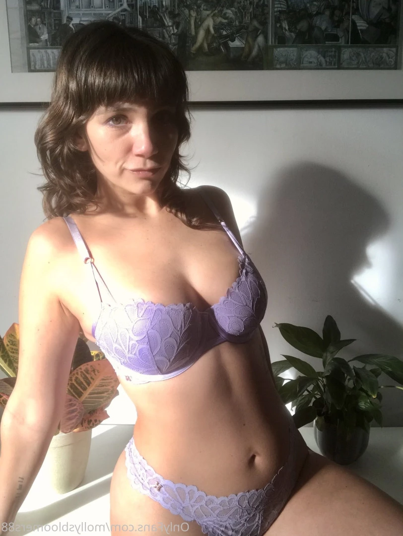 Molly Bloom [ mollysbloomers88 ] Onlyfans leaked photo 7493490 on Hotleaks.tv